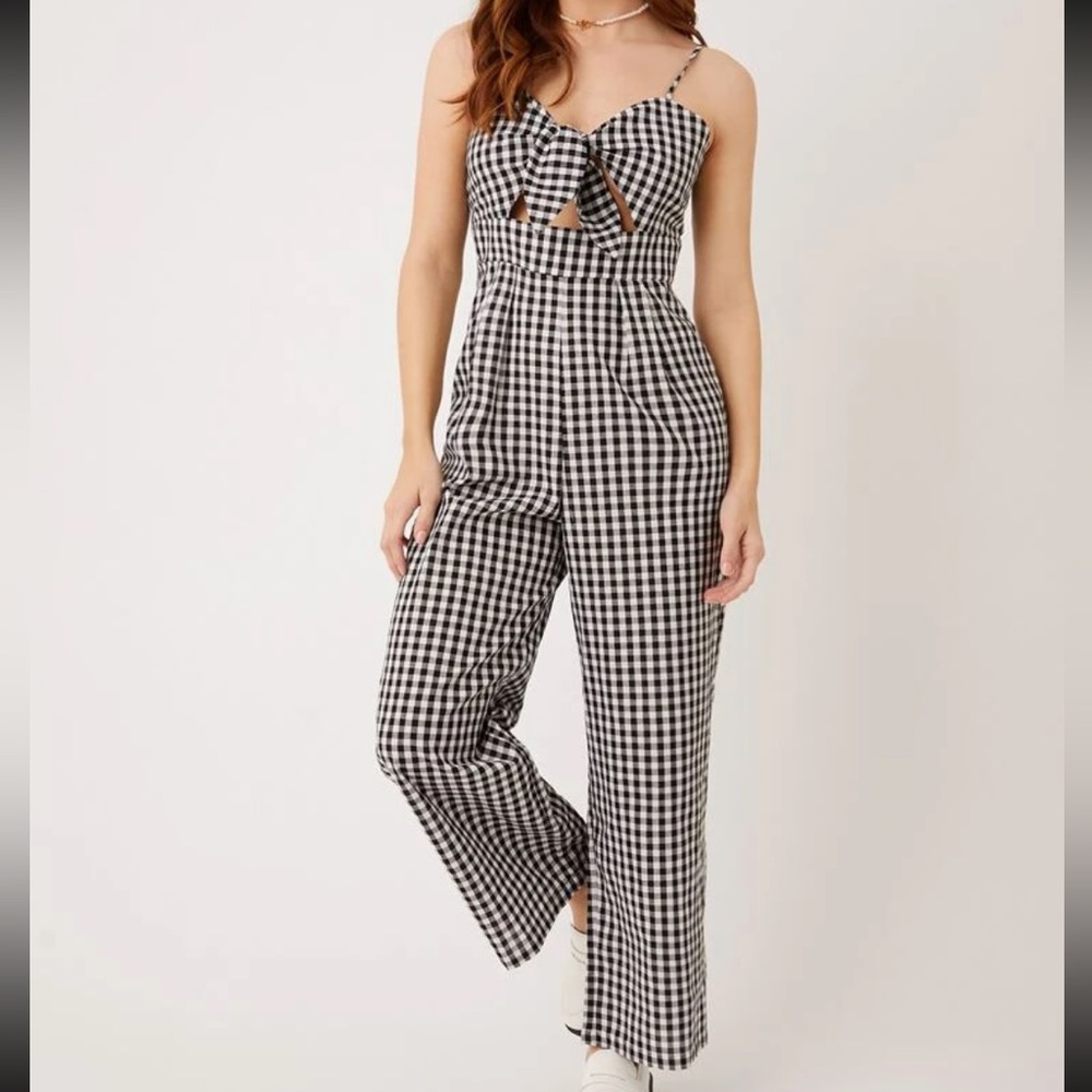 Classic Plaid Gingham Cut Out Tie Front Cami Jumper Jumpsuit - Picture 4 of 6